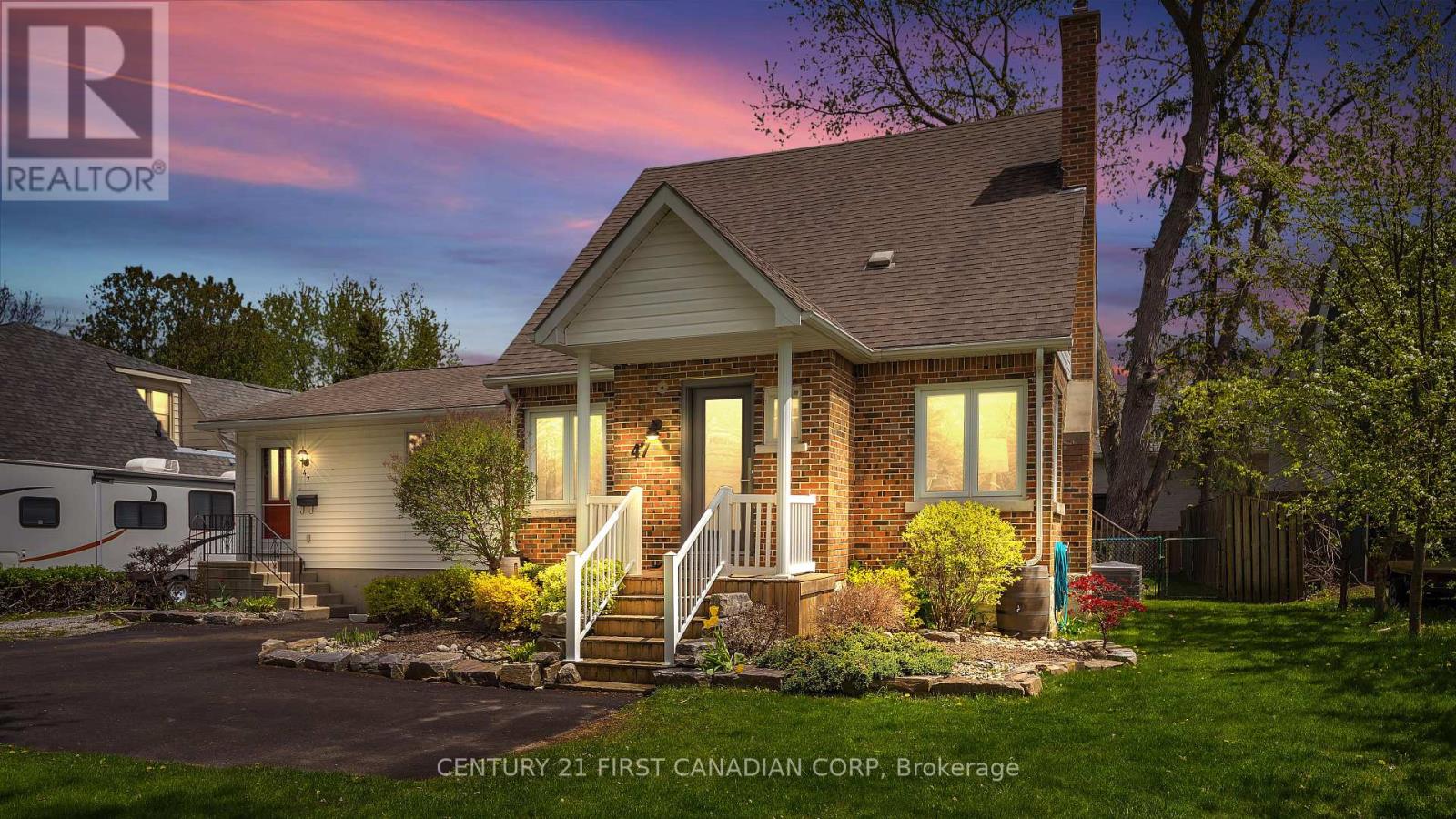 47 CRESCENT AVENUE