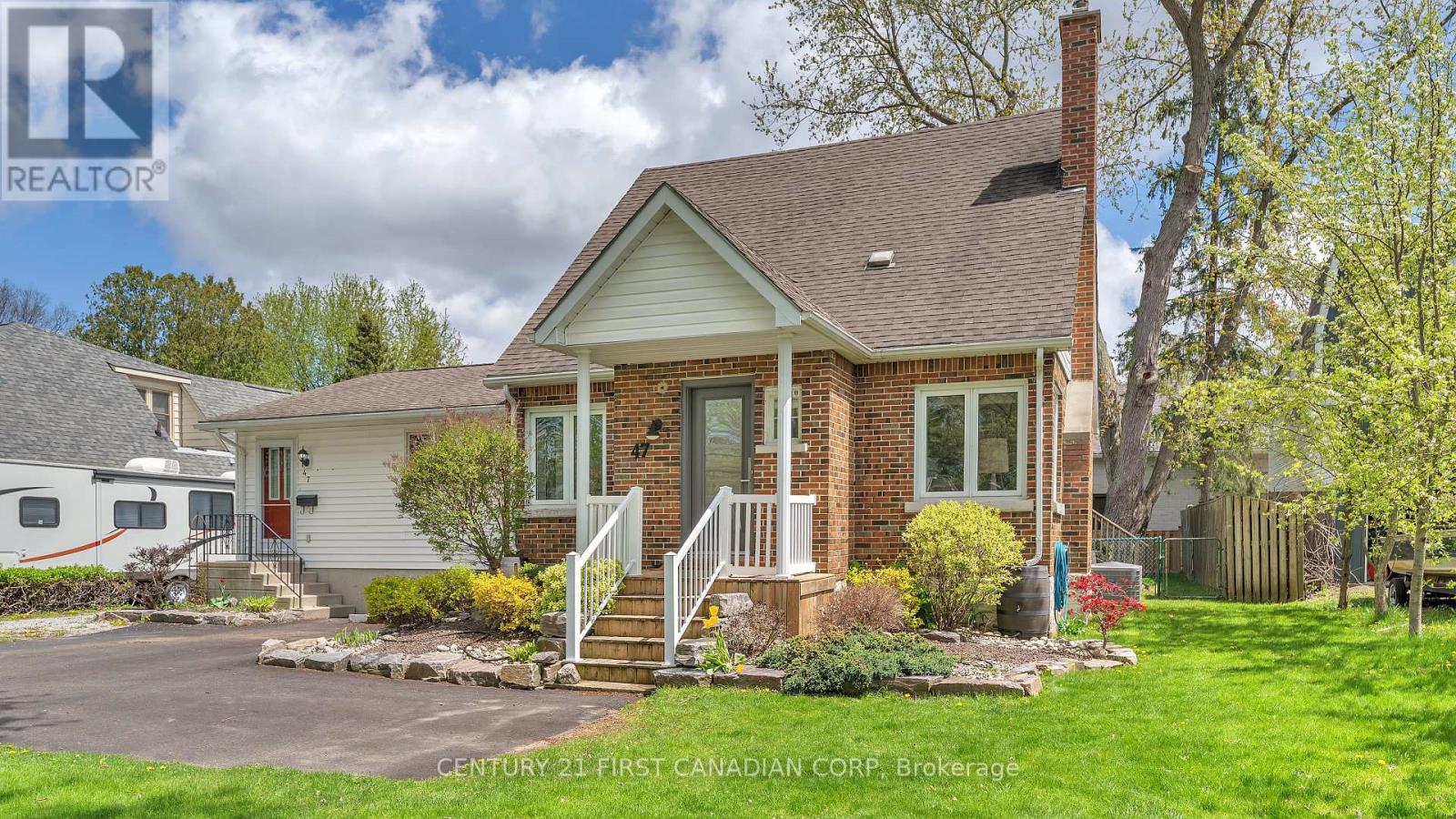 47 CRESCENT AVENUE