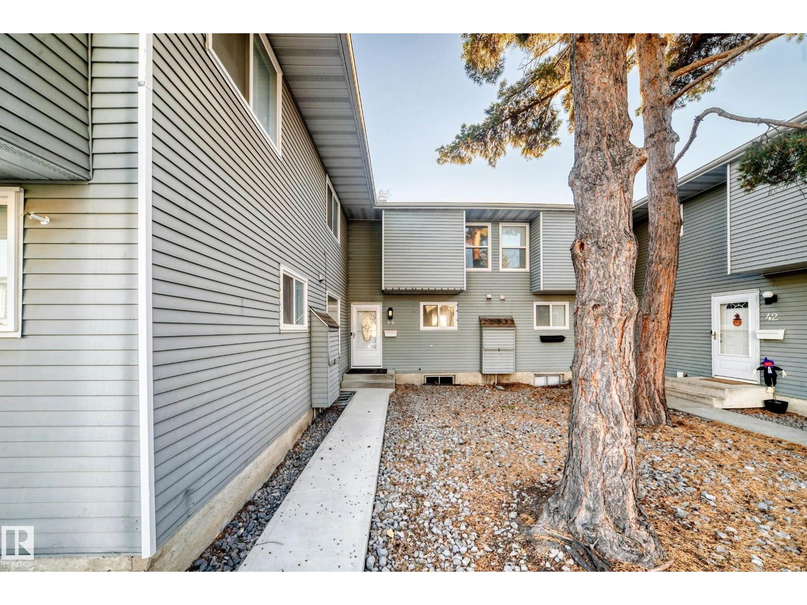 #44 4403 RIVERBEND RD NW