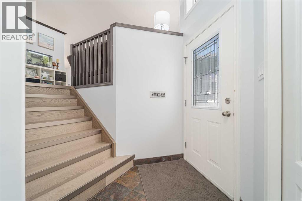 14 Heritage Circle W