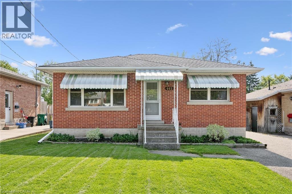 441 HIGHLAND Road E