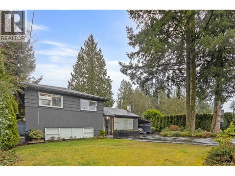 3020 THORNCLIFFE DRIVE North Vancouver BC V7R2T1