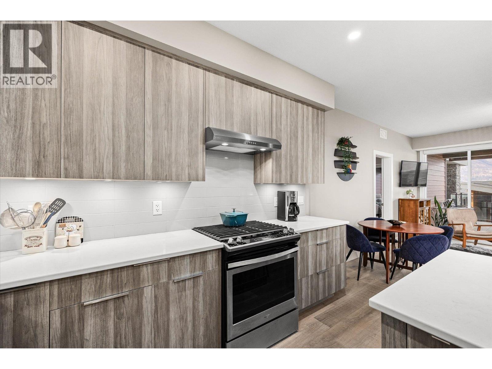 3475 Granite Close Unit# 109