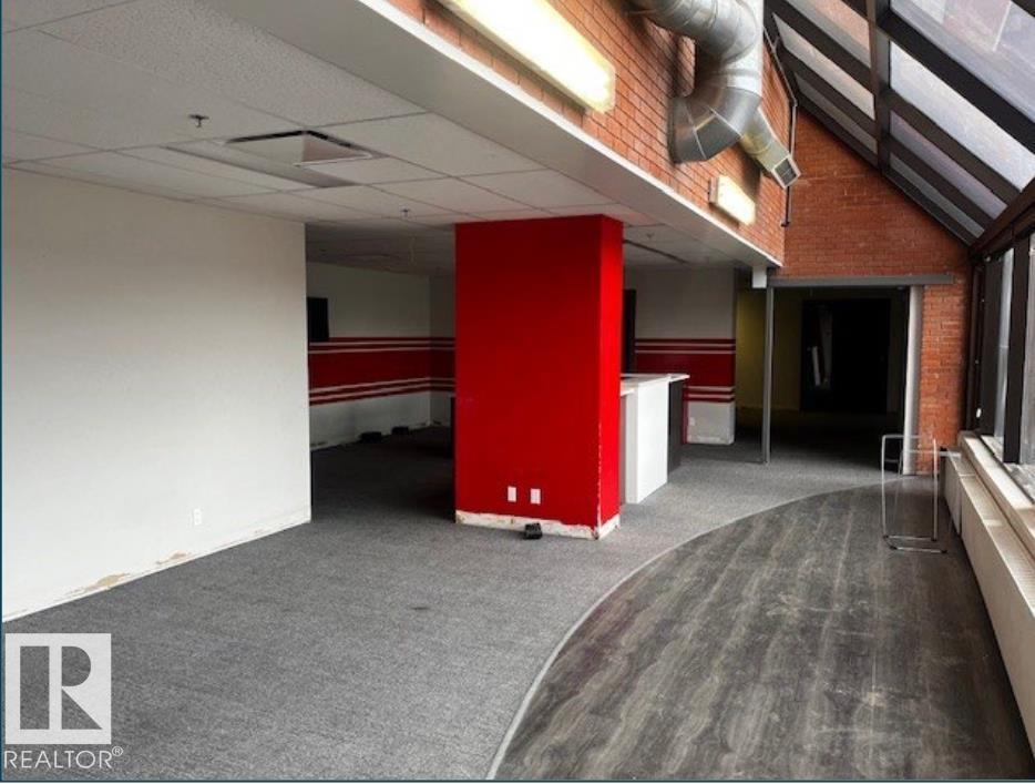 #206 10145 109 ST NW