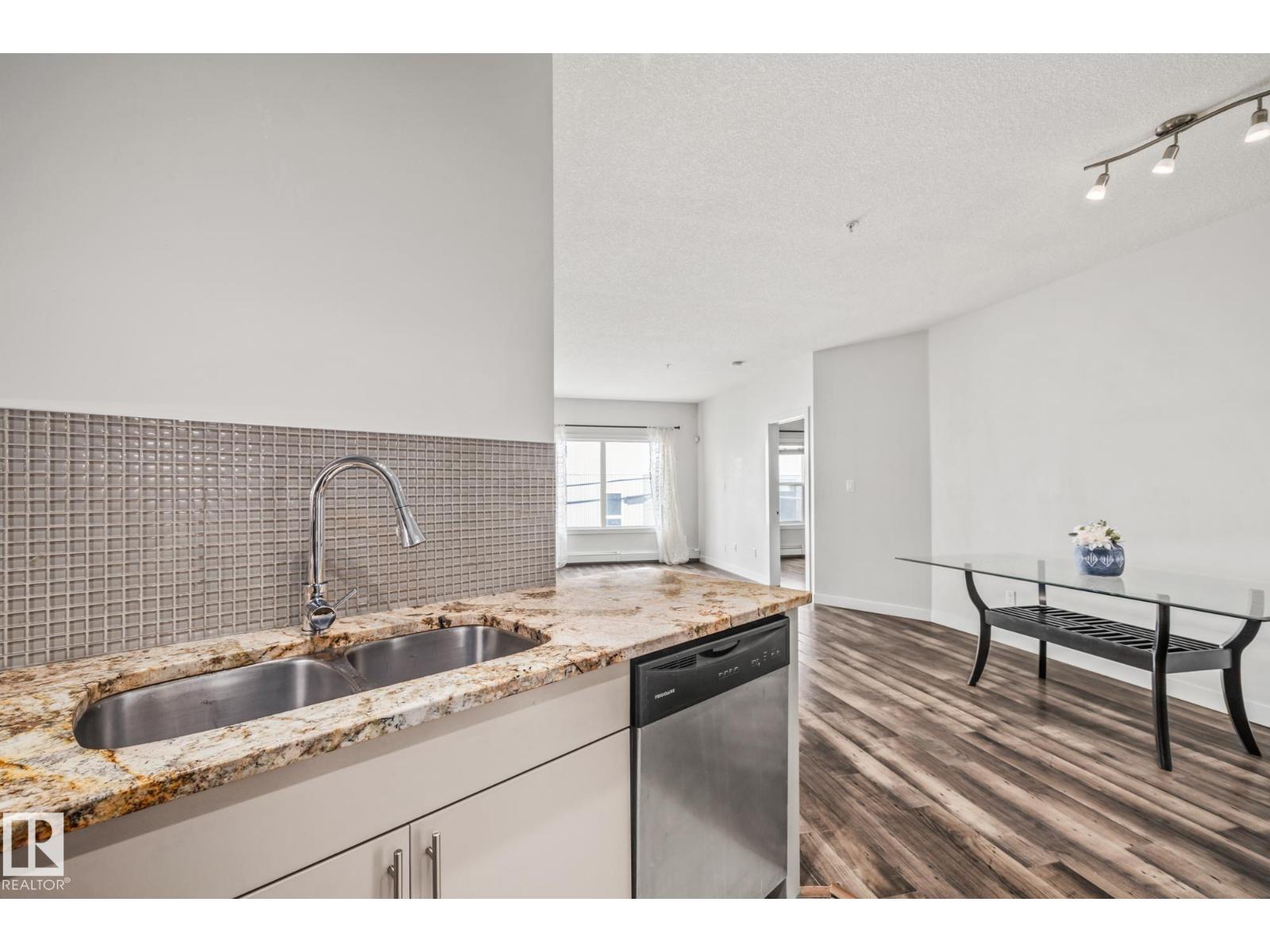 #212 10611 117 ST NW