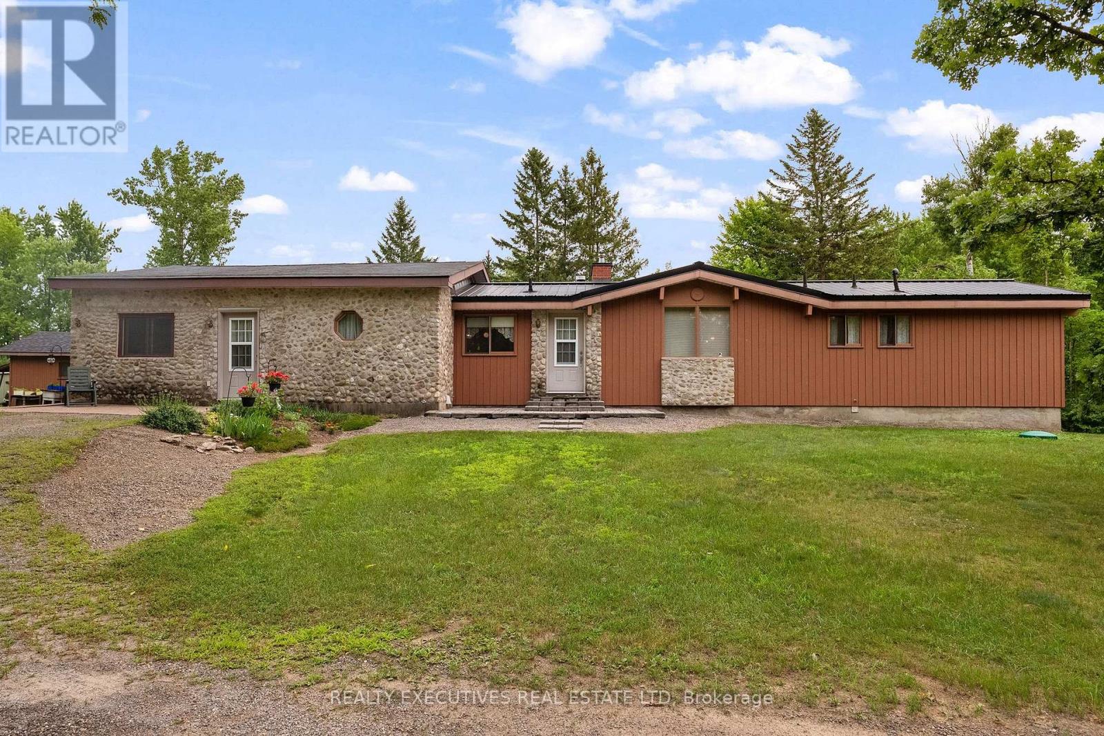 785 BOUNDARY ROAD