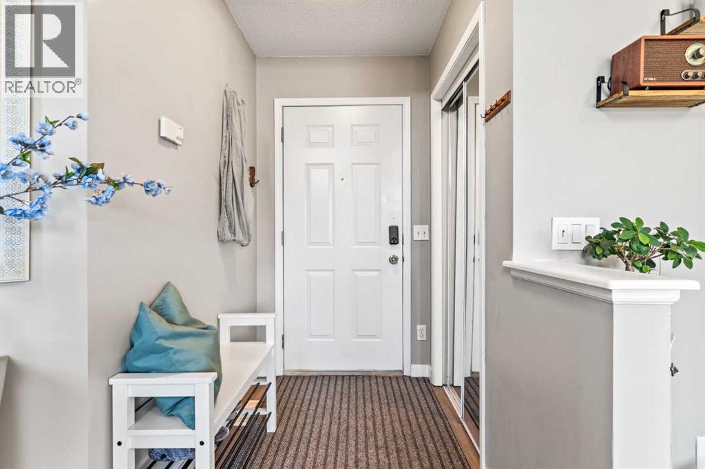 155 Erin Grove SE