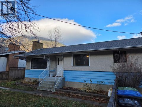 512 12th Avenue Keremeos BC V0X1N3