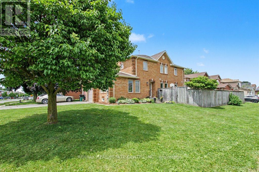 278 LANGLAW DRIVE