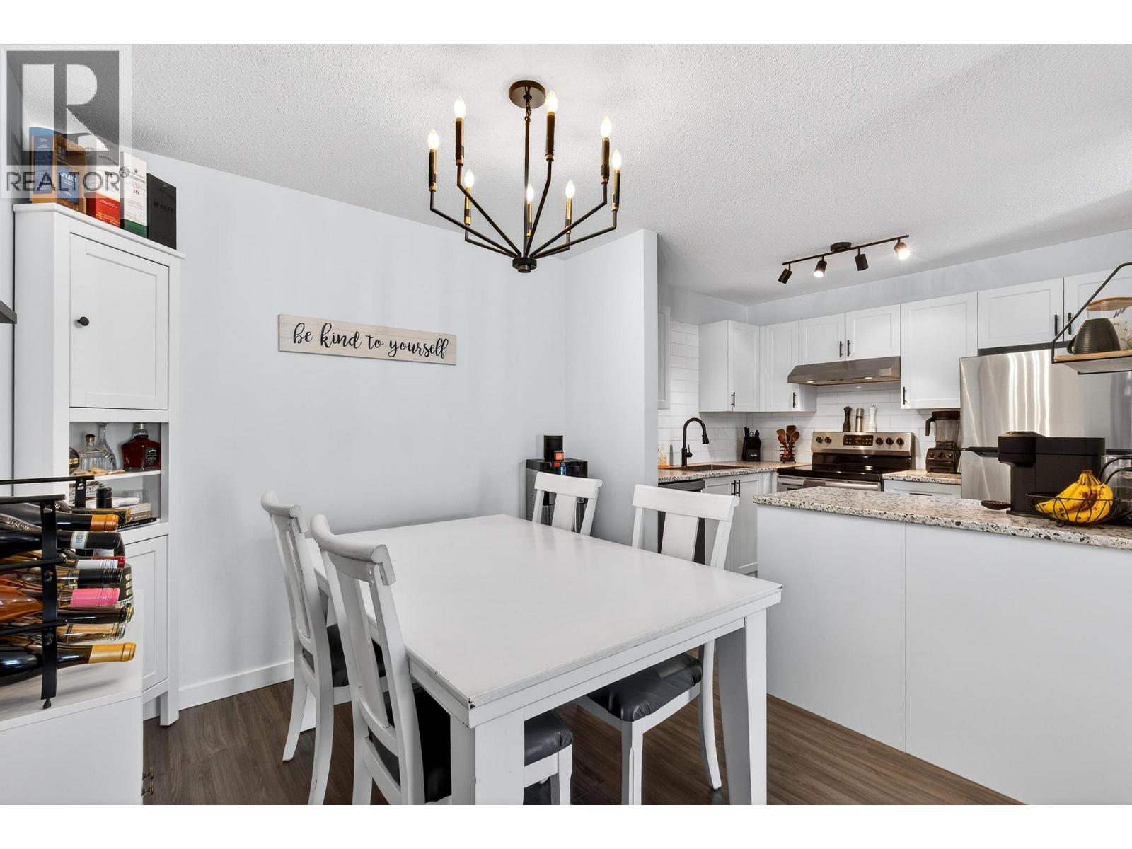 735 Cook Road Unit# 208C