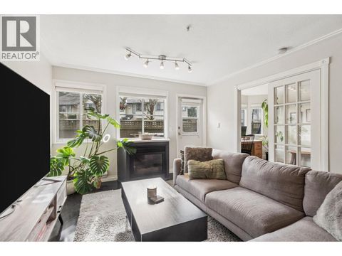 53 19034 MCMYN ROAD Pitt Meadows BC V3Y2N8