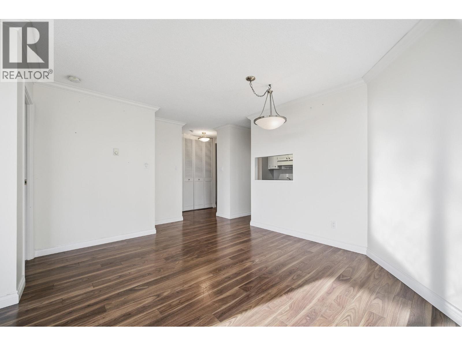 904 4165 MAYWOOD STREET