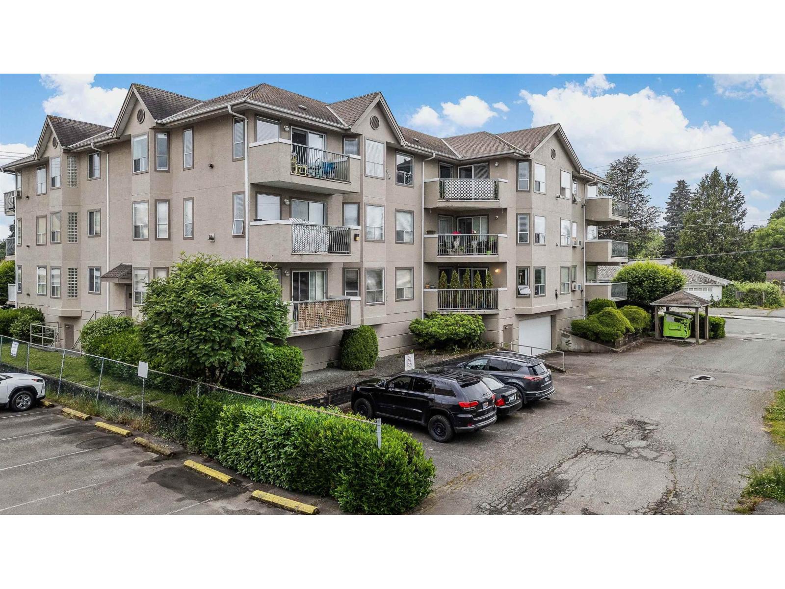 303 9400 COOK STREET|Chilliwack Downtown