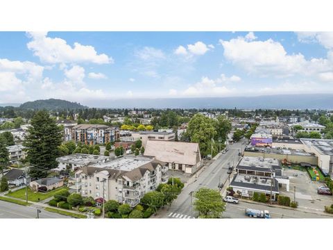 303 9400 COOK STREET|Chilliwack Downtown Chilliwack BC V2P4J6