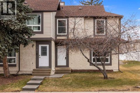 32 Deerpoint Road SE Calgary AB T2J6M8