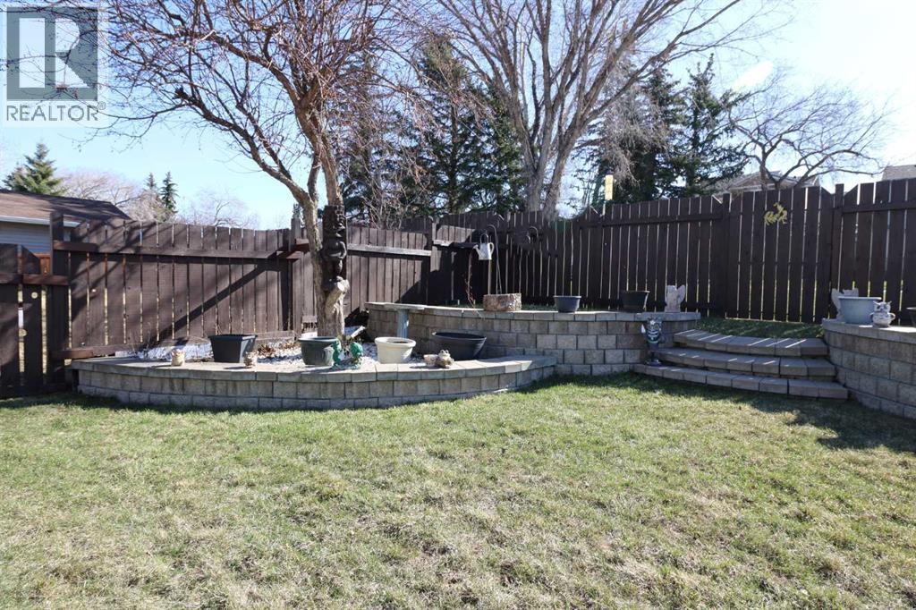 8 Meadow Place SE