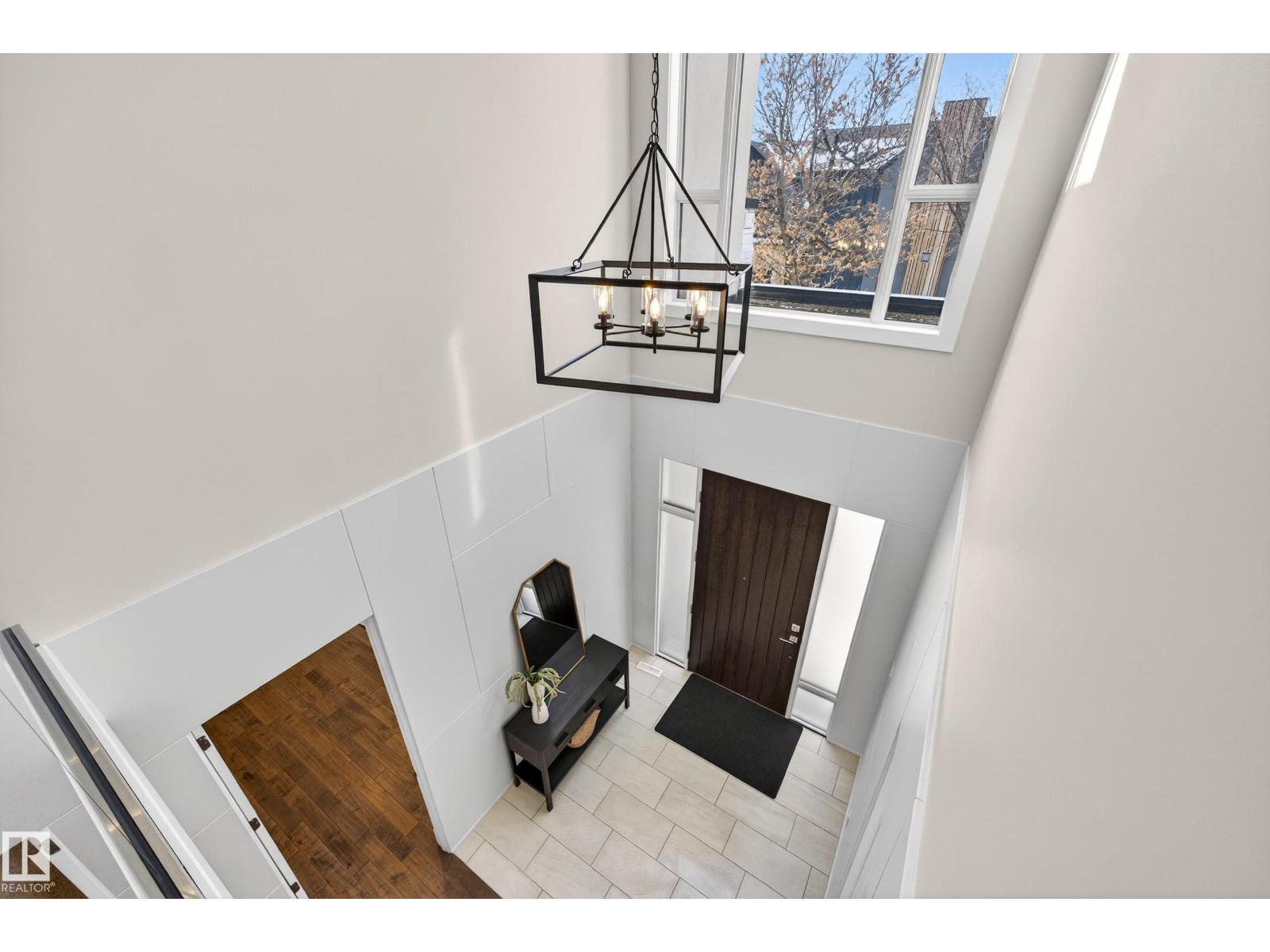 14132 97 AV NW