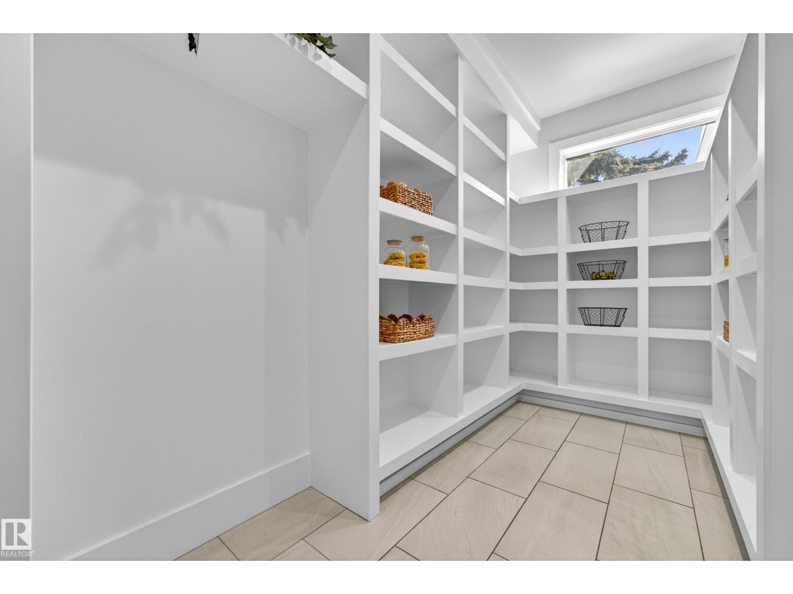 14132 97 AV NW