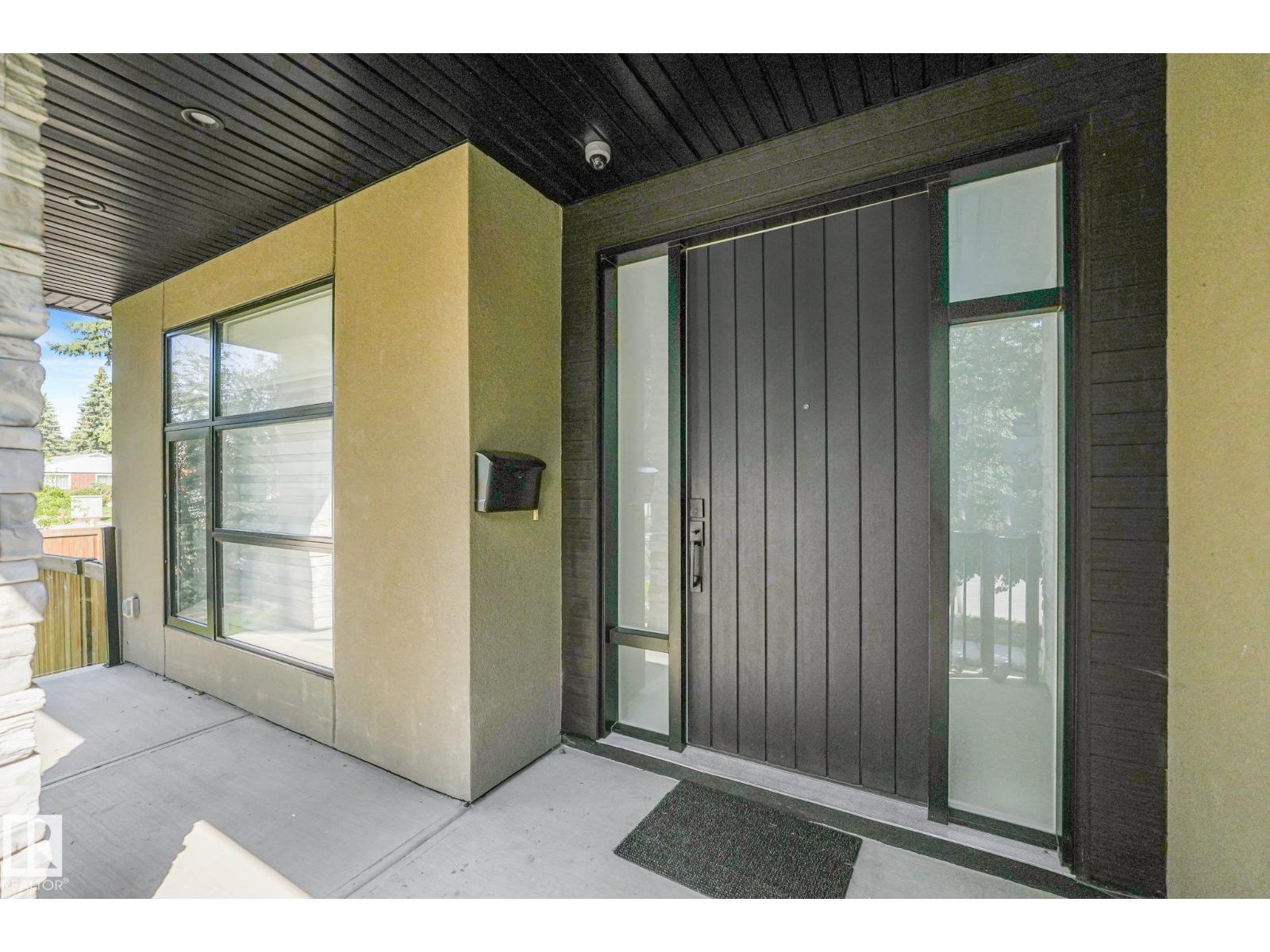 14132 97 AV NW