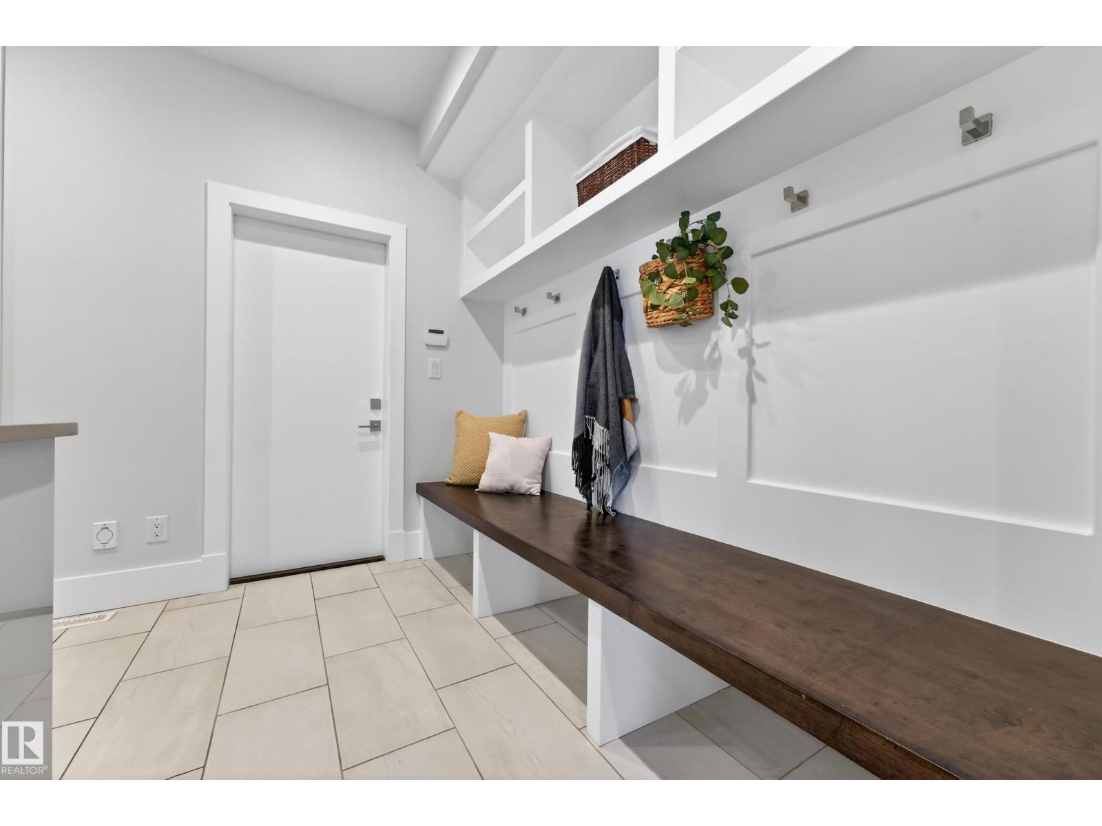 14132 97 AV NW