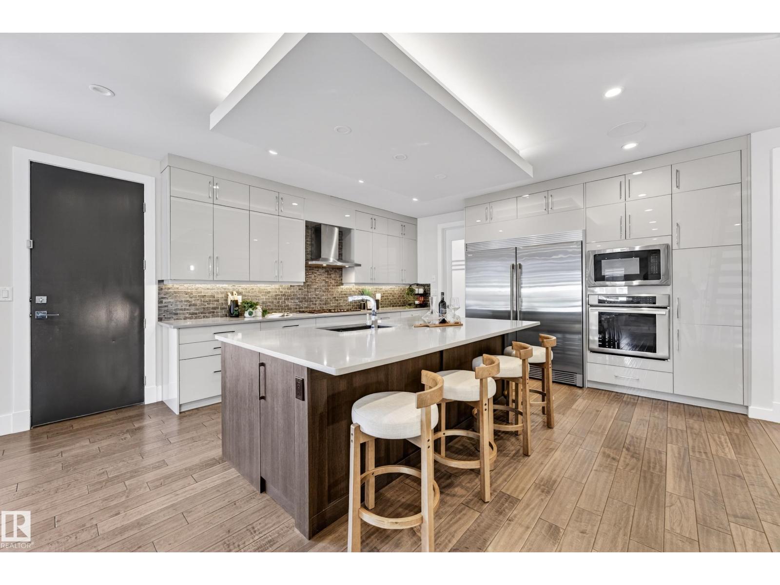 14132 97 AV NW
