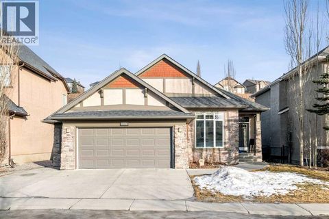 385 Discovery Ridge Boulevard SW Calgary AB T3H5T7