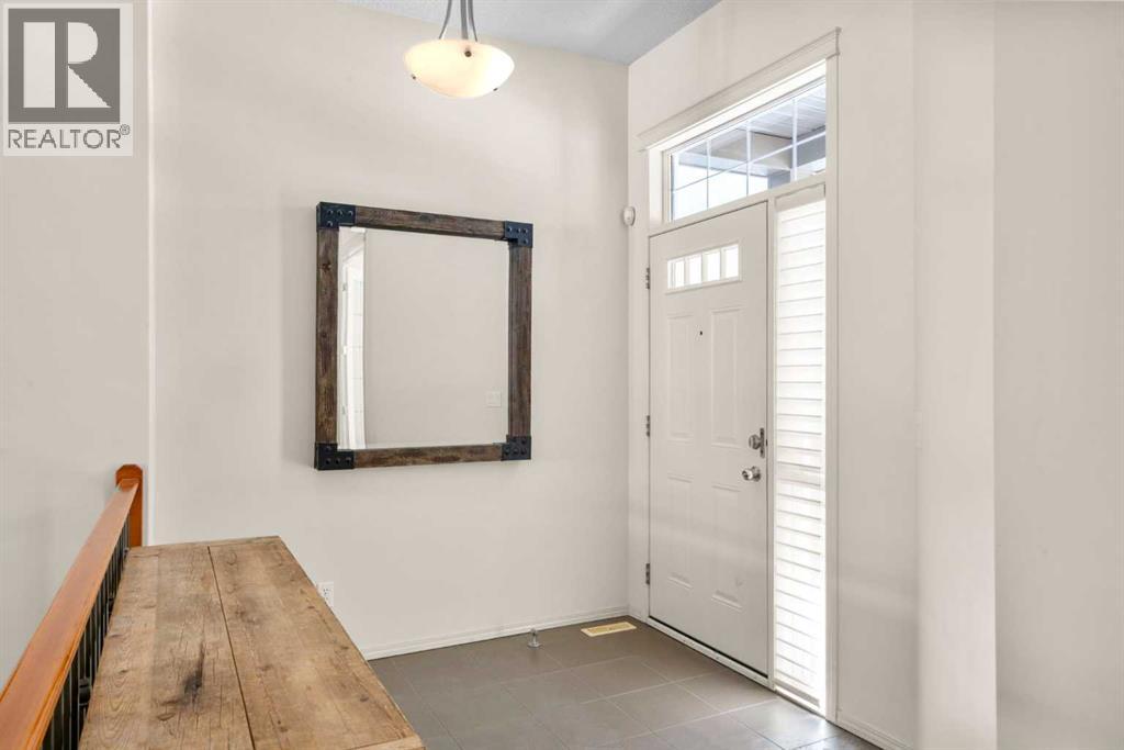 385 Discovery Ridge Boulevard SW