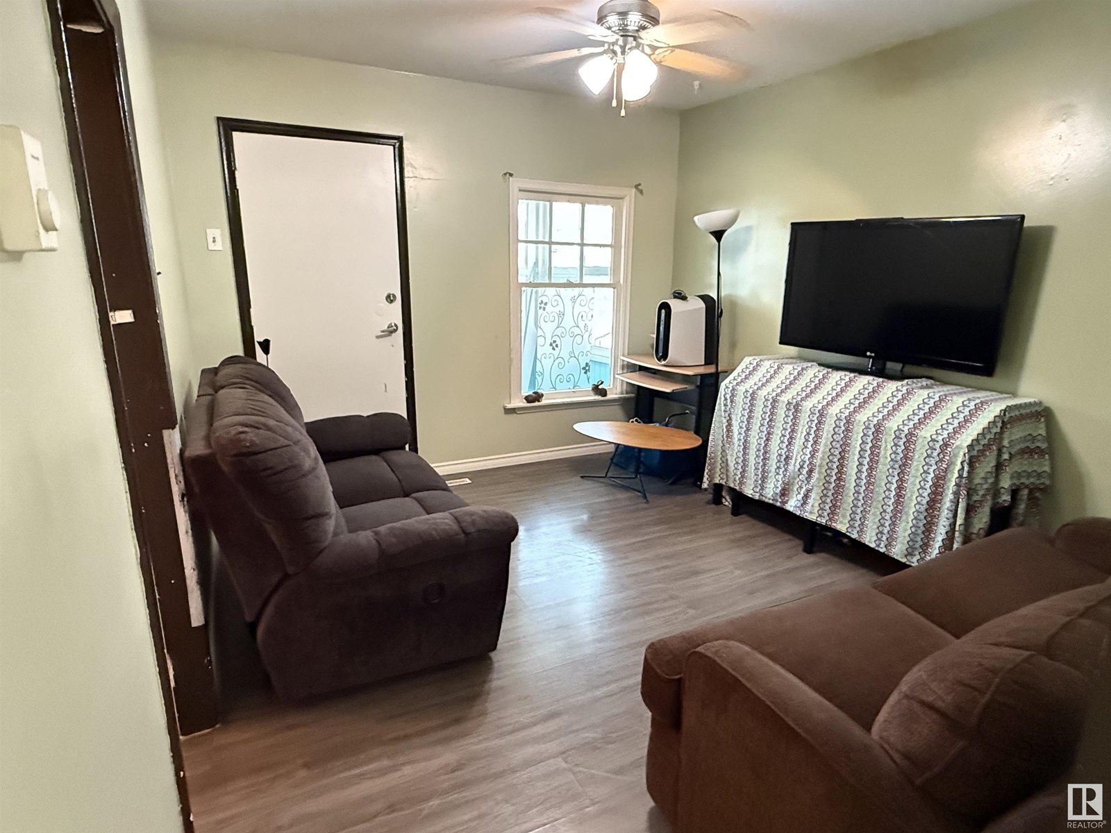 12027 93 ST NW