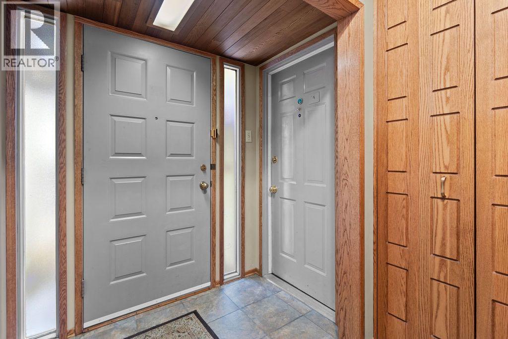 3350 Oakwood Drive SW