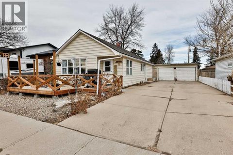1408 21 Avenue Coaldale AB T1M1E5