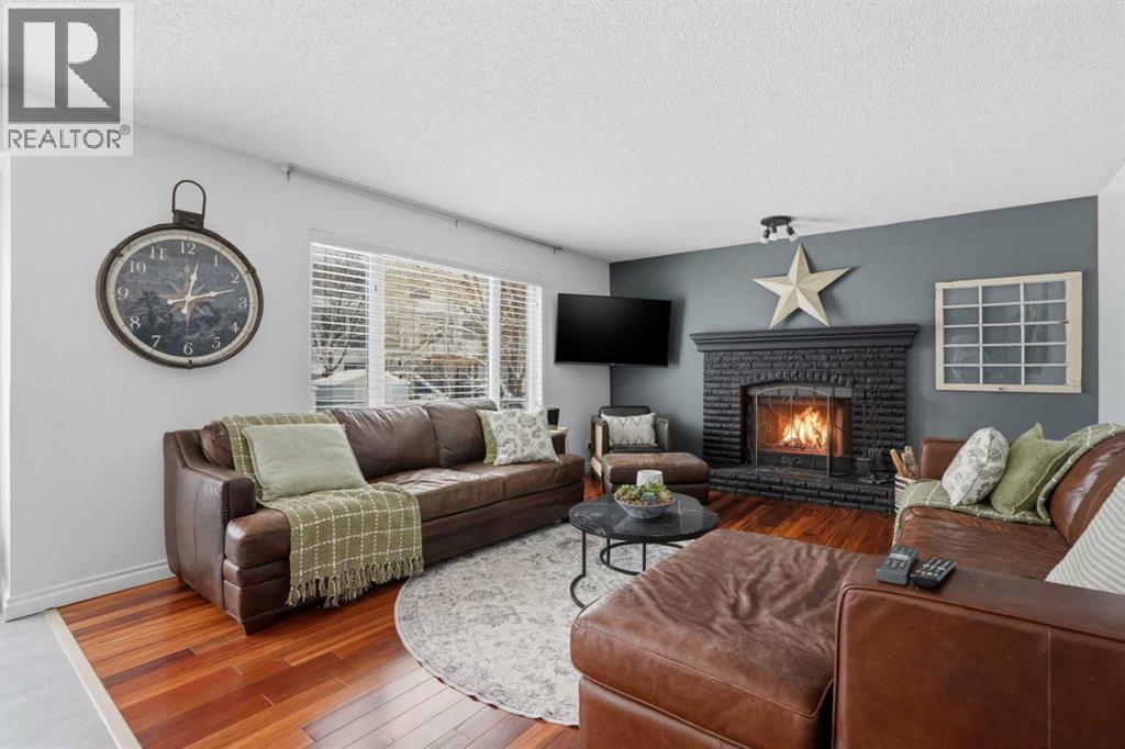 123 Schubert Hill NW