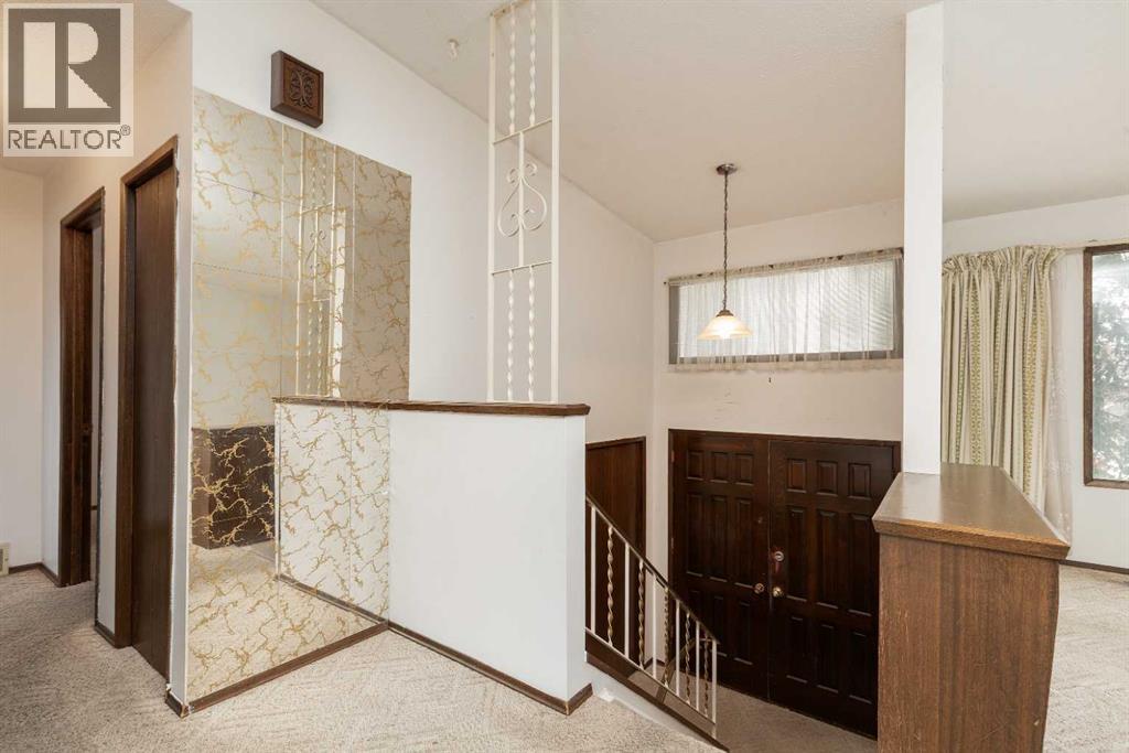 1259 St Catherine Road N