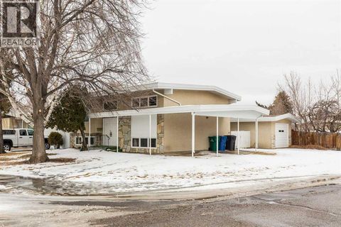 1259 St Catherine Road N Lethbridge AB T1H4E9