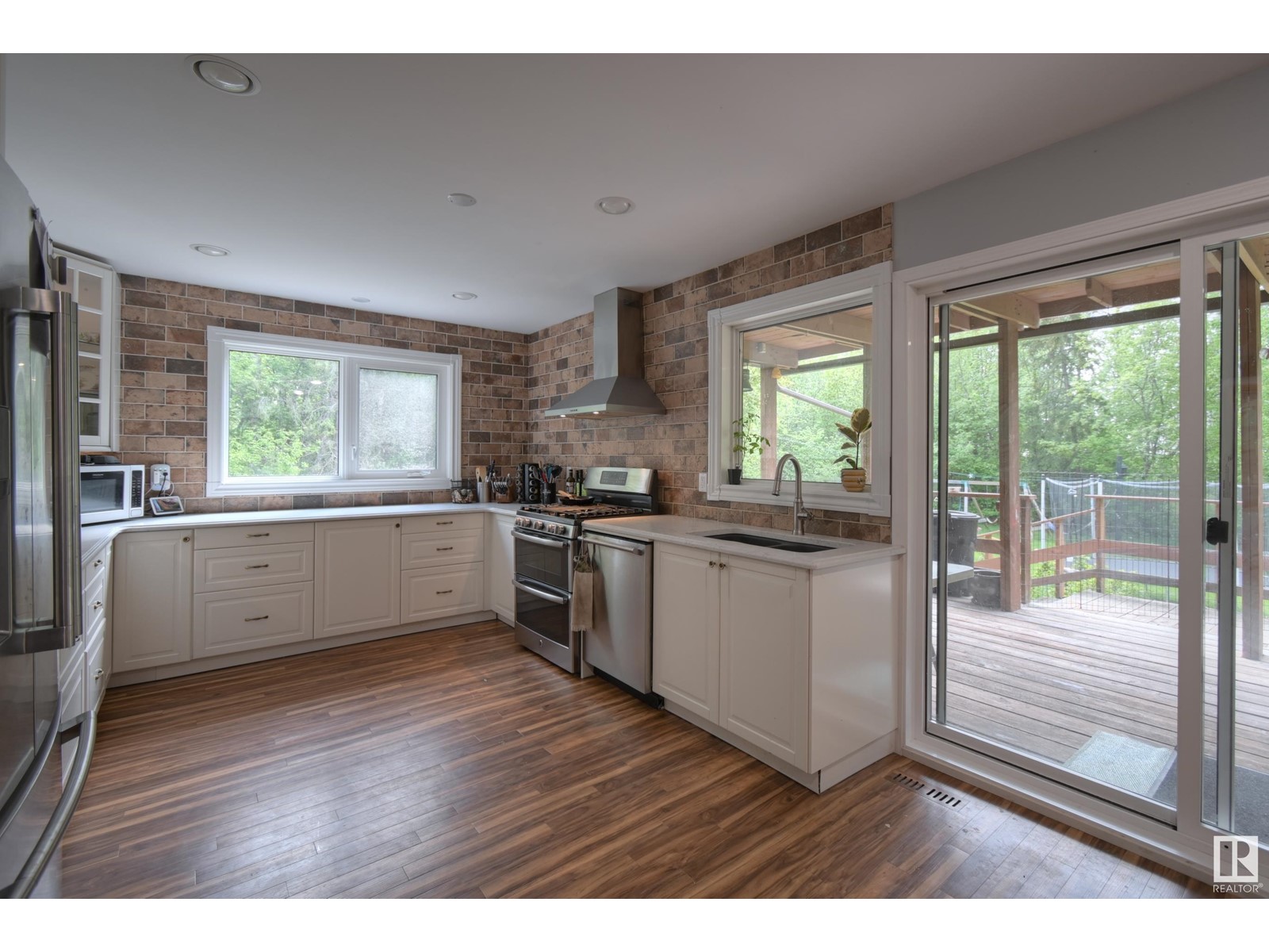 #7 52215 RGE ROAD 270