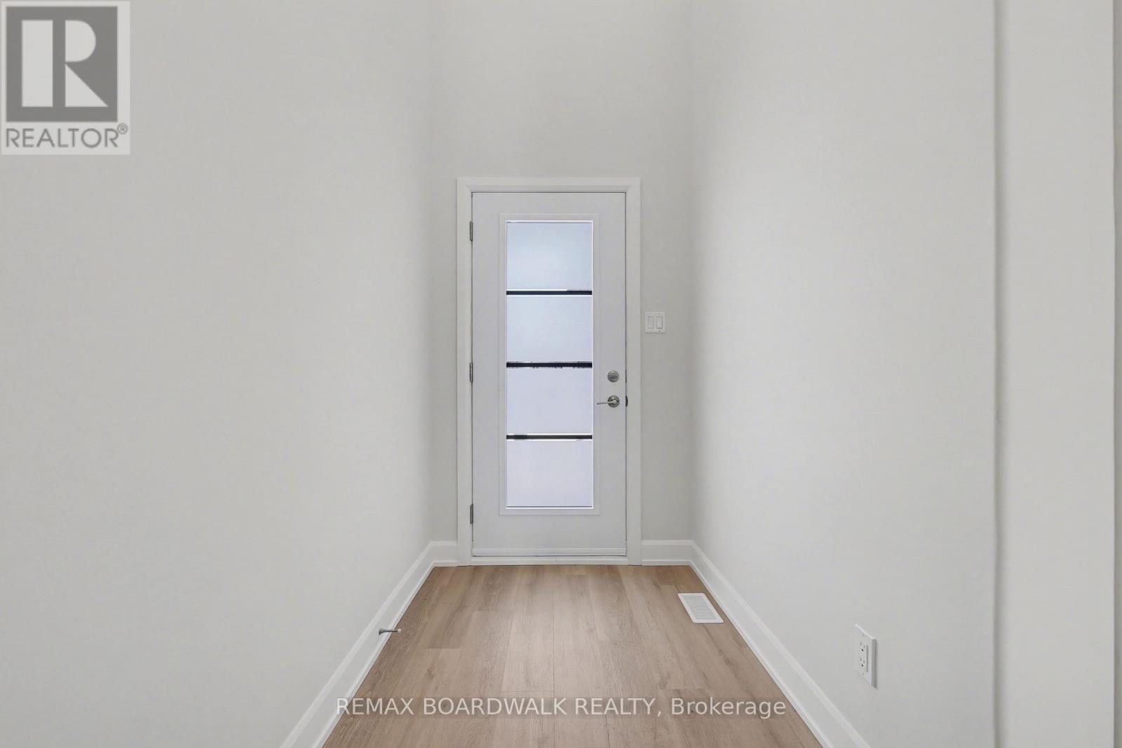 967 CHABLIS CRESCENT