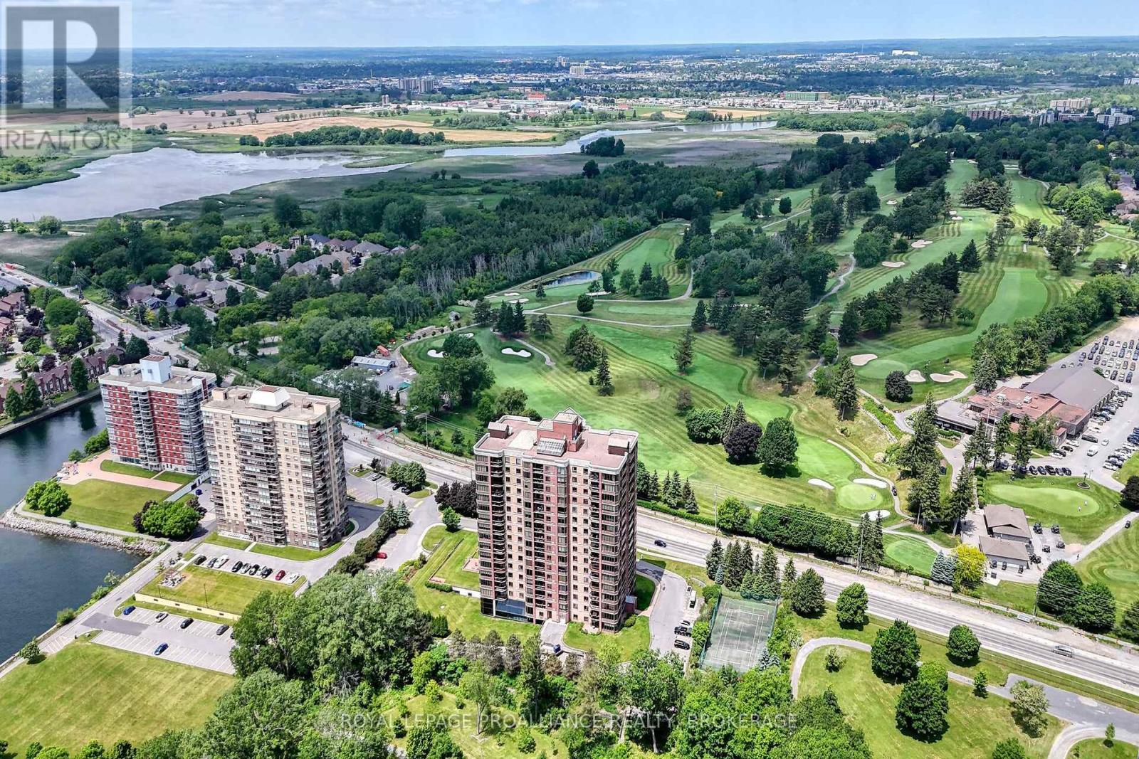 1201 - 1000 KING STREET W