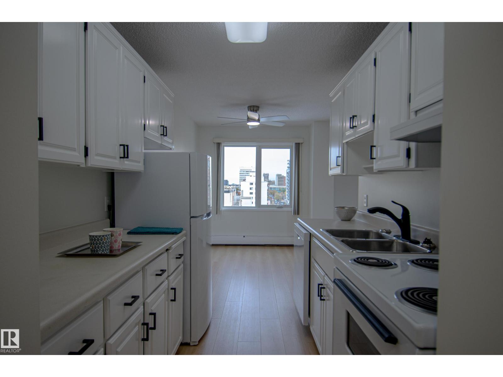 #1403 9725 106 ST NW
