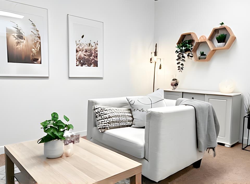 203 2316 MCCALLUM ROAD