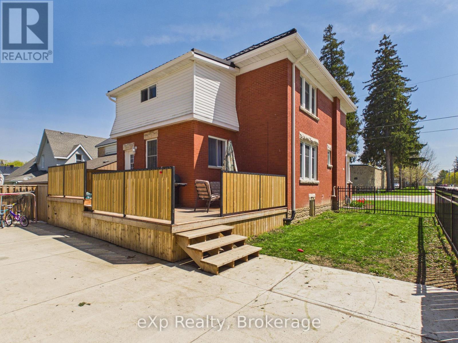 235 JACKSON STREET S