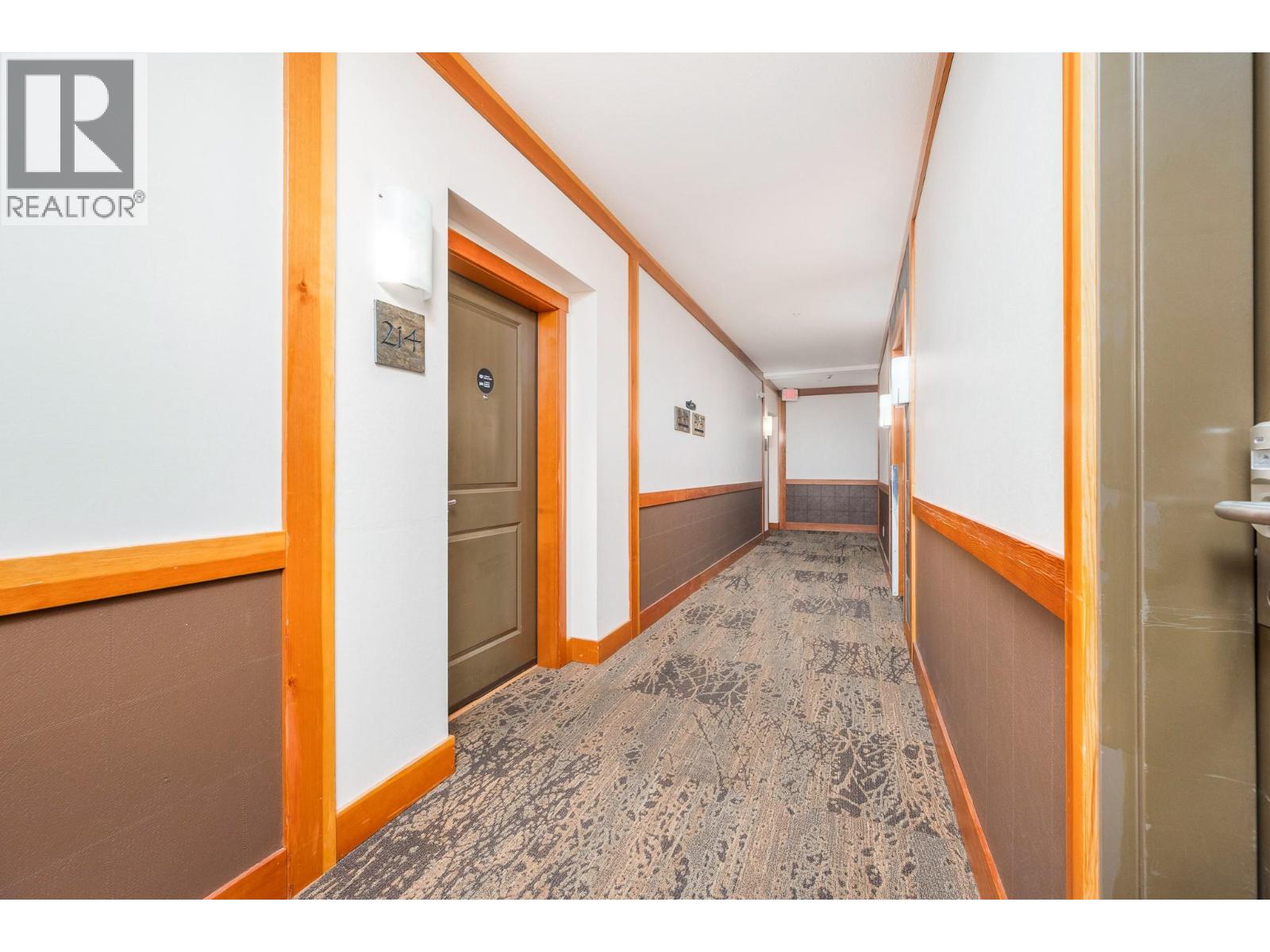 107 Village Centre Court Unit# 214