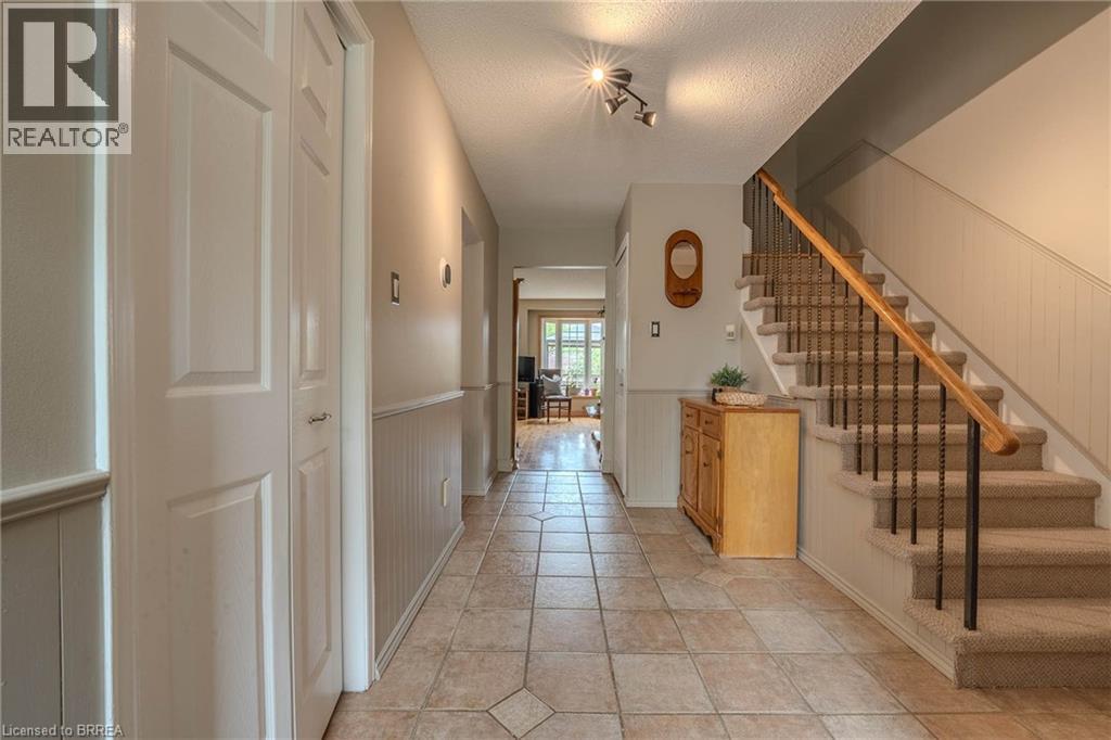 7163 FAYETTE Circle