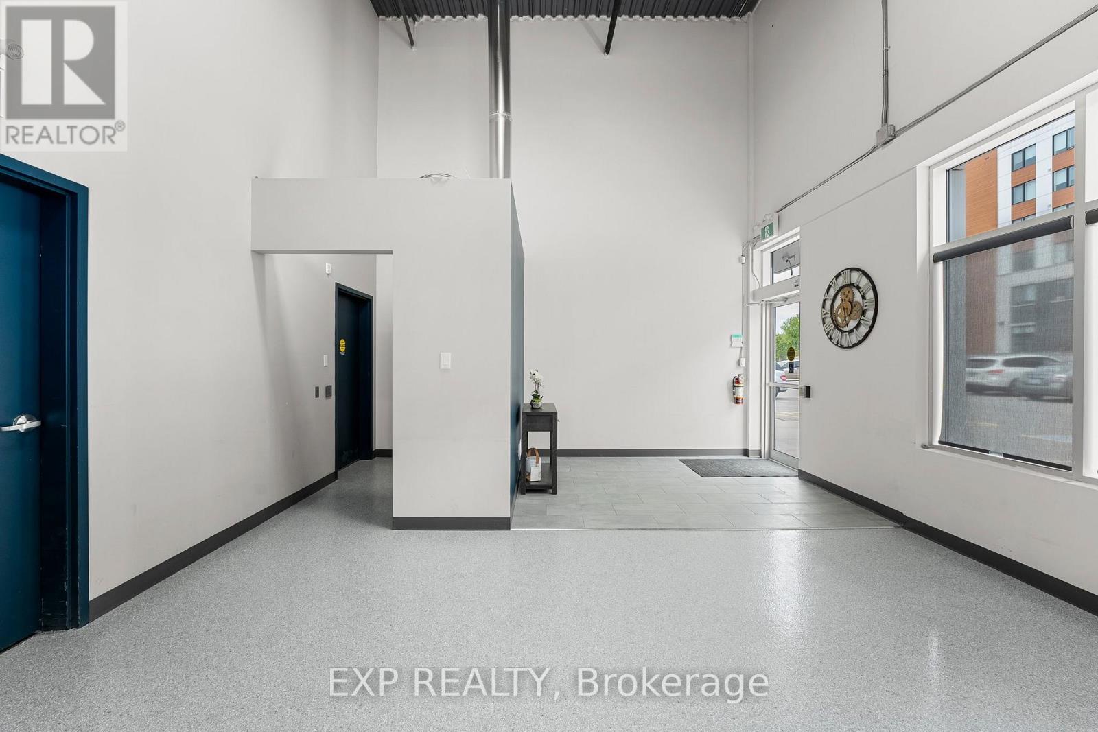 #7 #8 - 155 MOSTAR STREET