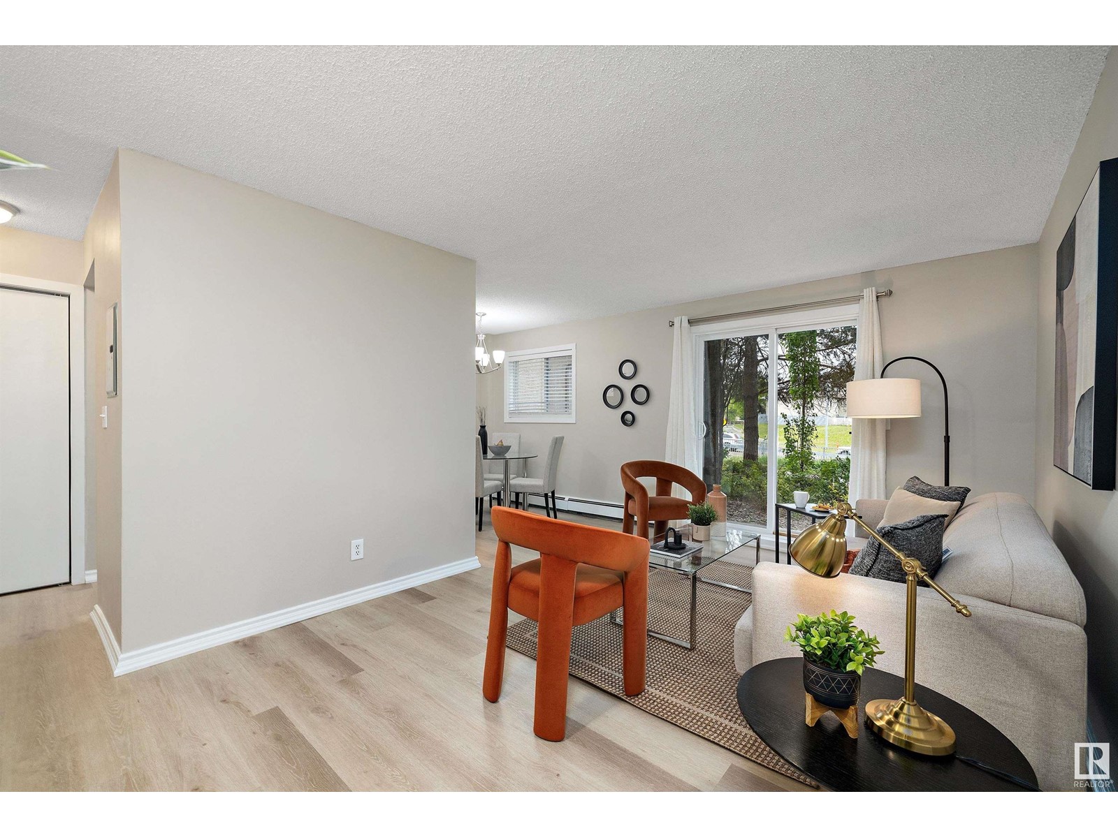 #102 12710 127 ST NW