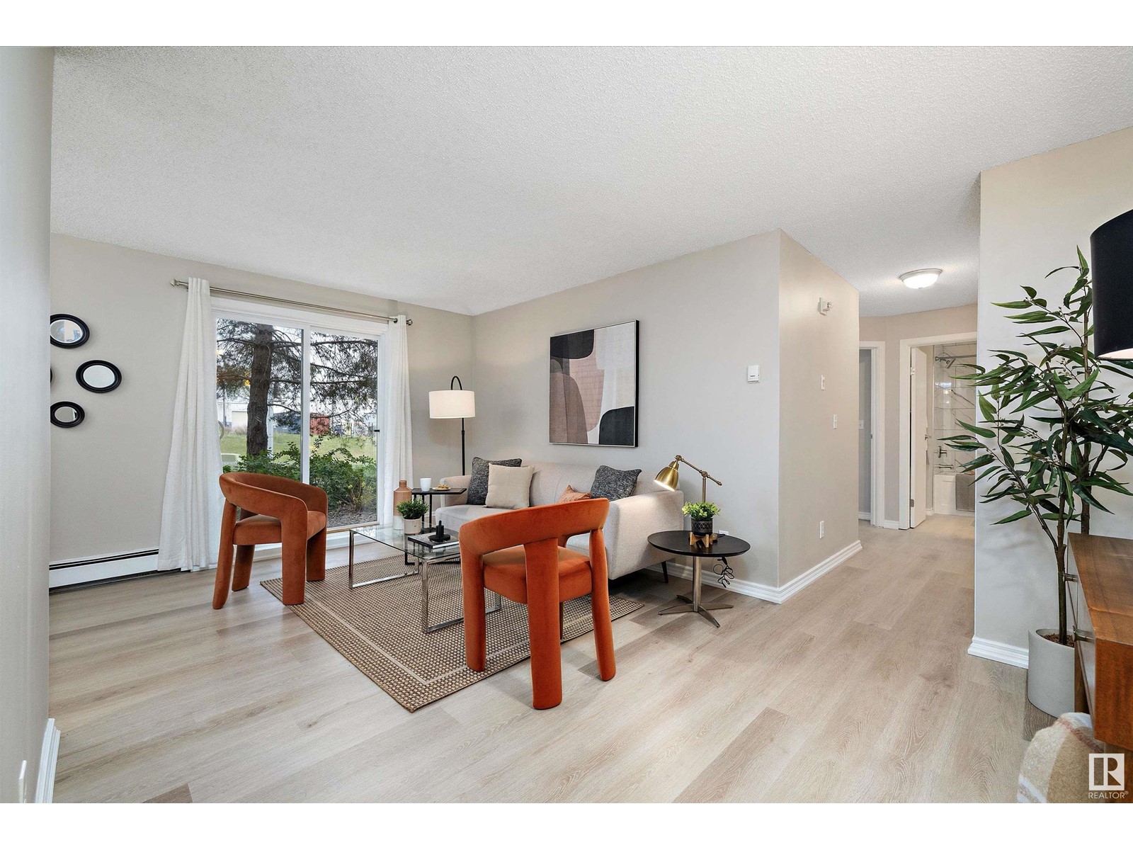 #102 12710 127 ST NW