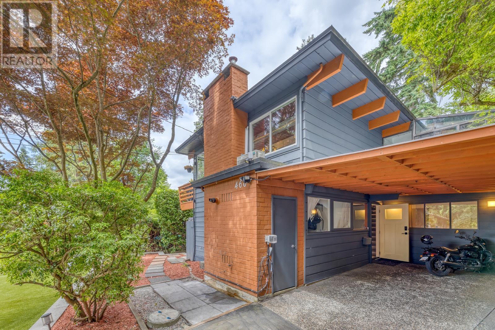 466 E KINGS ROAD