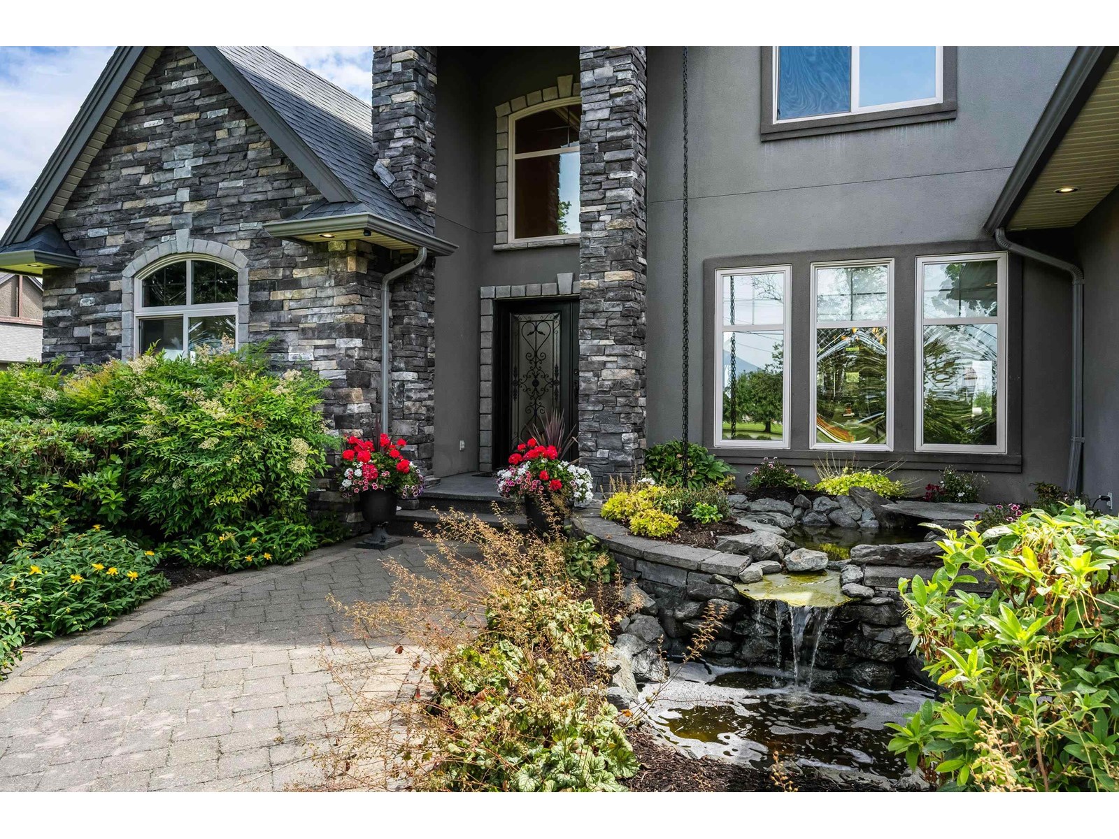 9338 GIBSON ROAD|East Chilliwack