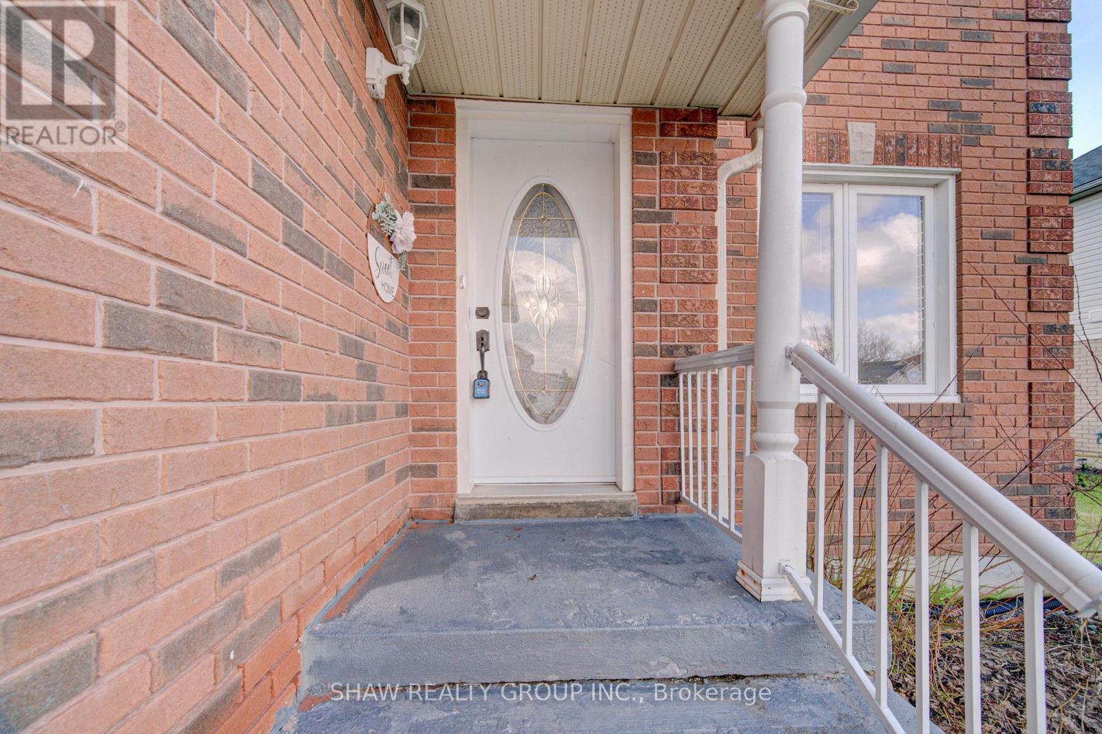 334 CHRISTOPHER DRIVE
