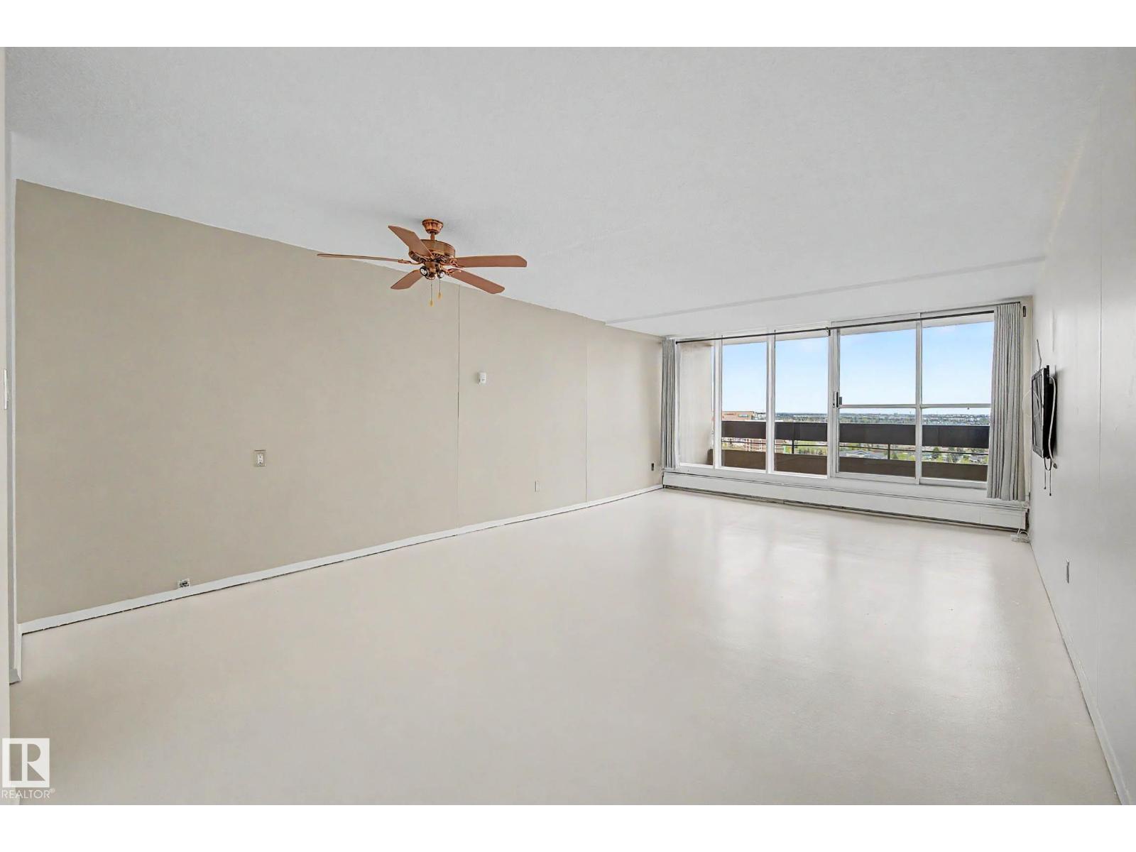 #160 8735 165 ST NW