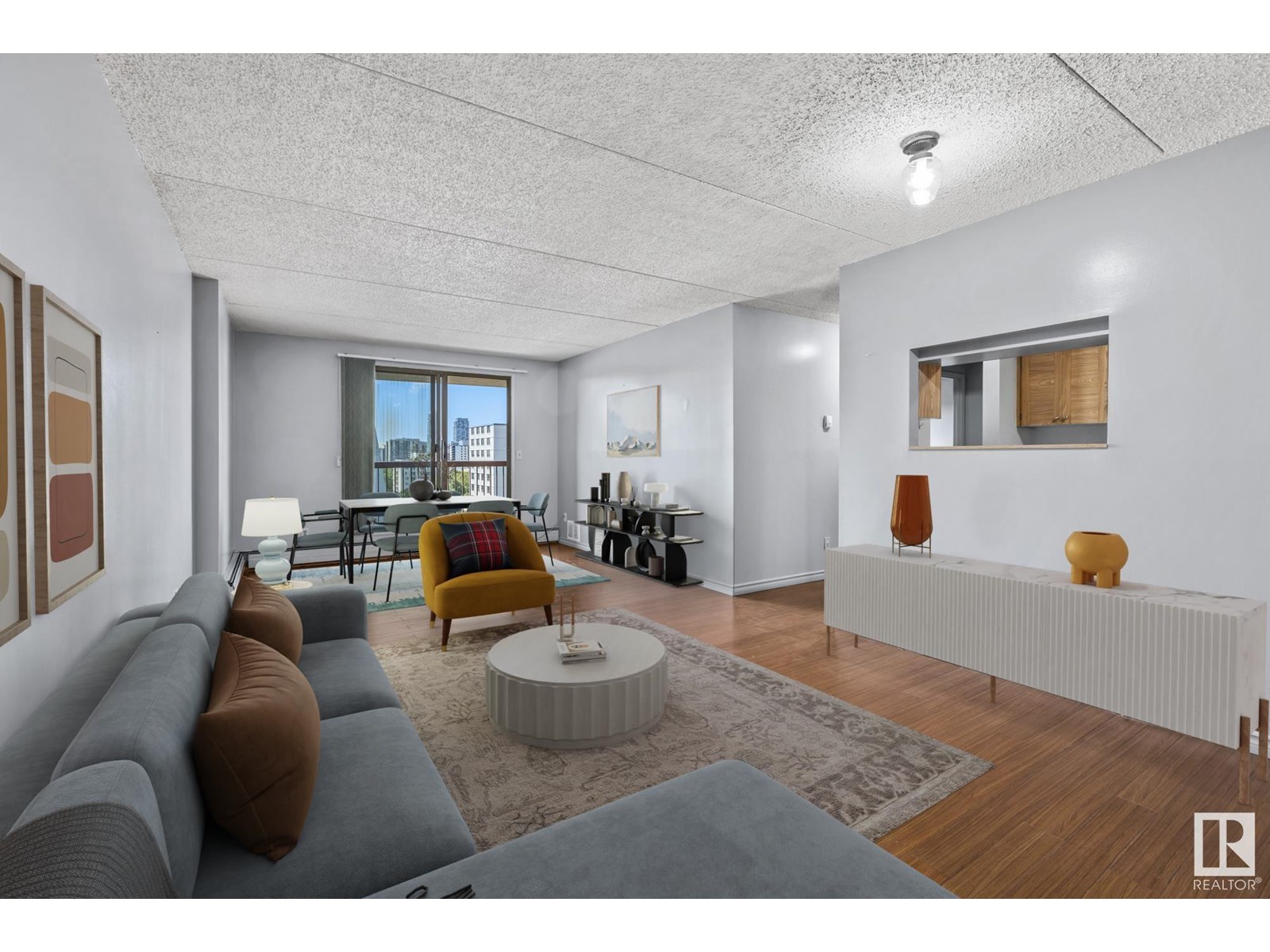 #1005 9917 110 ST NW