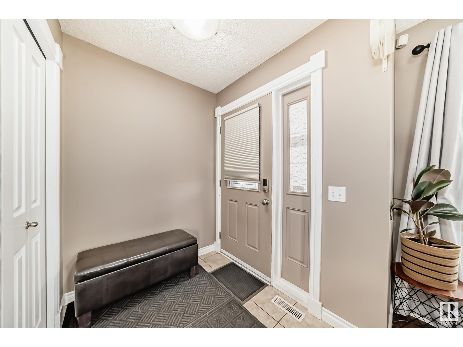 14026 158A AV NW